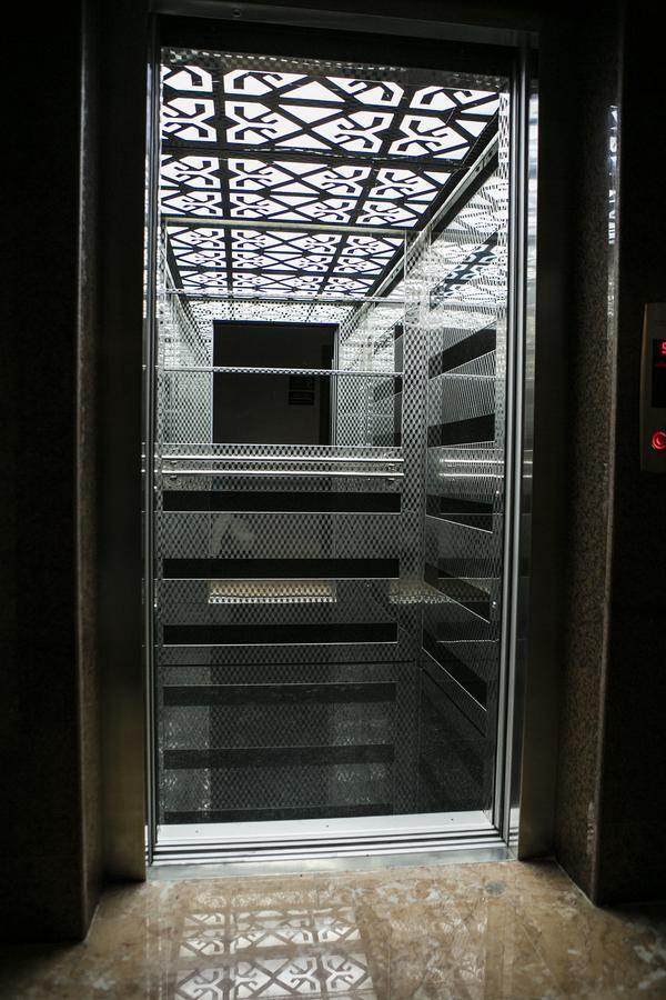Azalea Hotel Баку Екстериор снимка