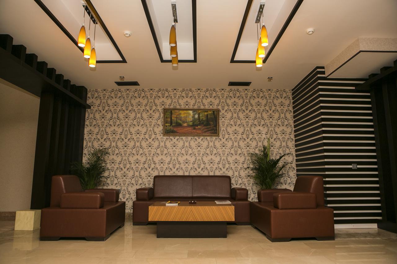 Azalea Hotel Баку Екстериор снимка